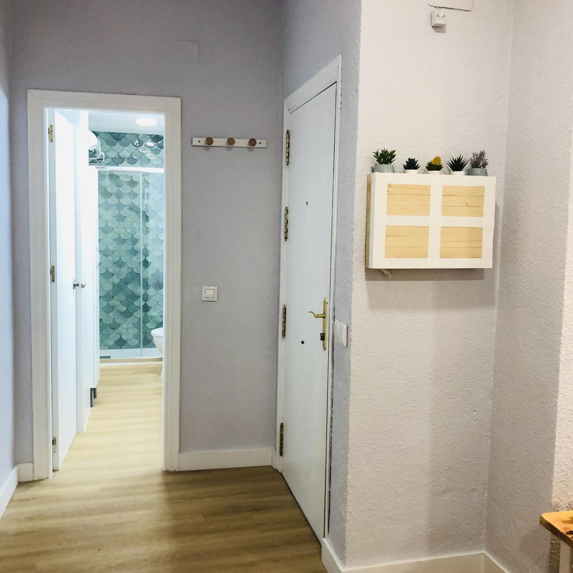 Apartamentos Alfaqueque B Sevilla Exteriör bild