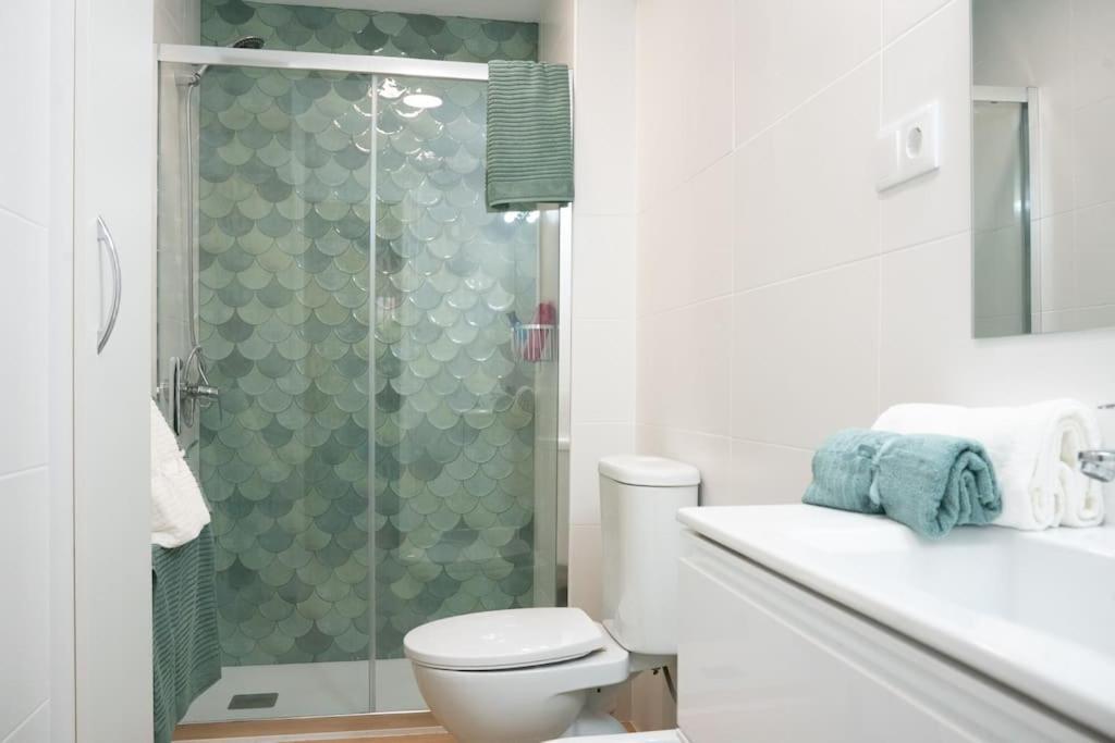 Apartamentos Alfaqueque B Sevilla Exteriör bild